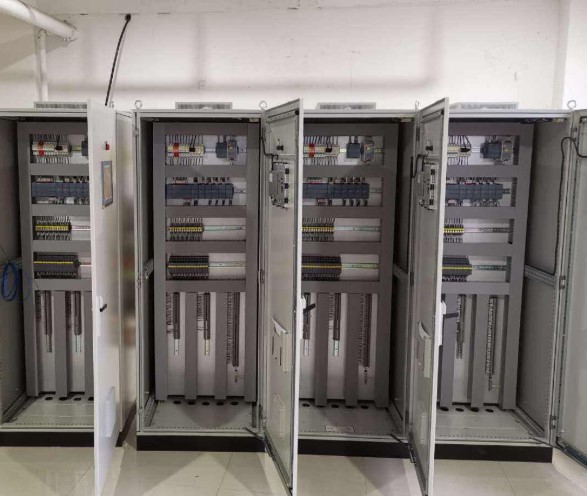 “為PLC控制柜安排合理的接線能夠使柜體更加美觀?！? />
</p>
<p style=